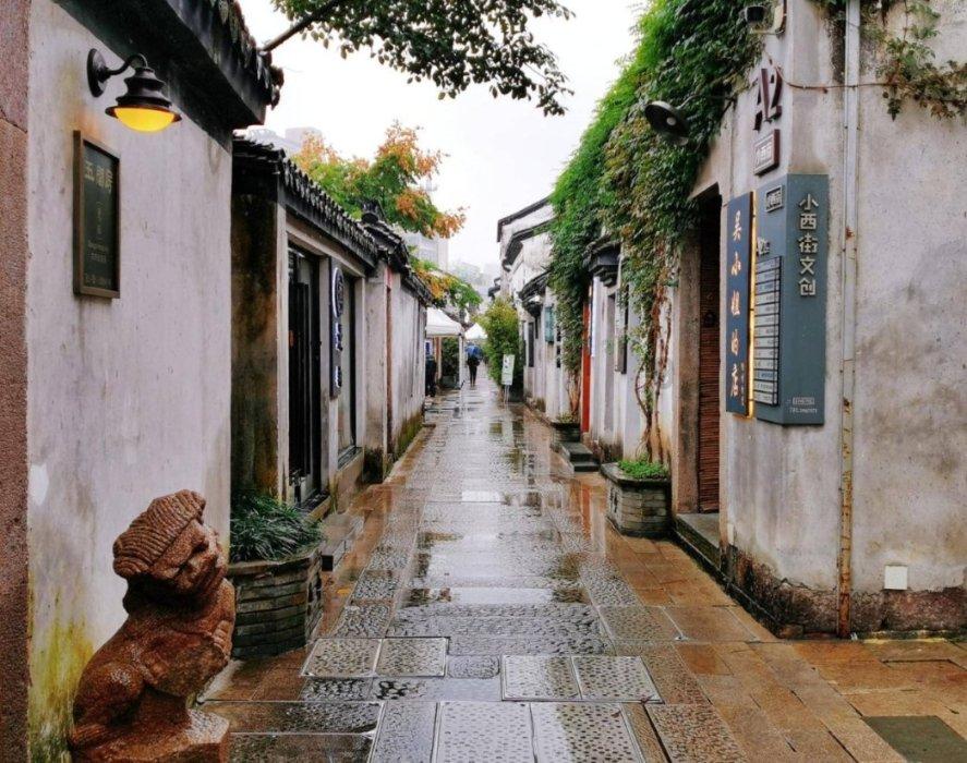 西方“考古学”大师，到了潘家园，连幼儿园的水平都不够